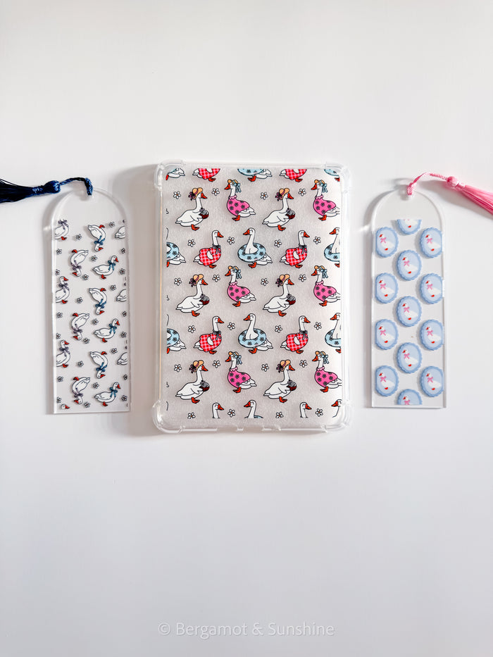 Poolside Geese E Reader Case