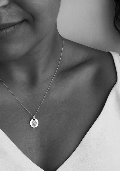 Berlock eget fingeravtryck, rund | 18k. guld