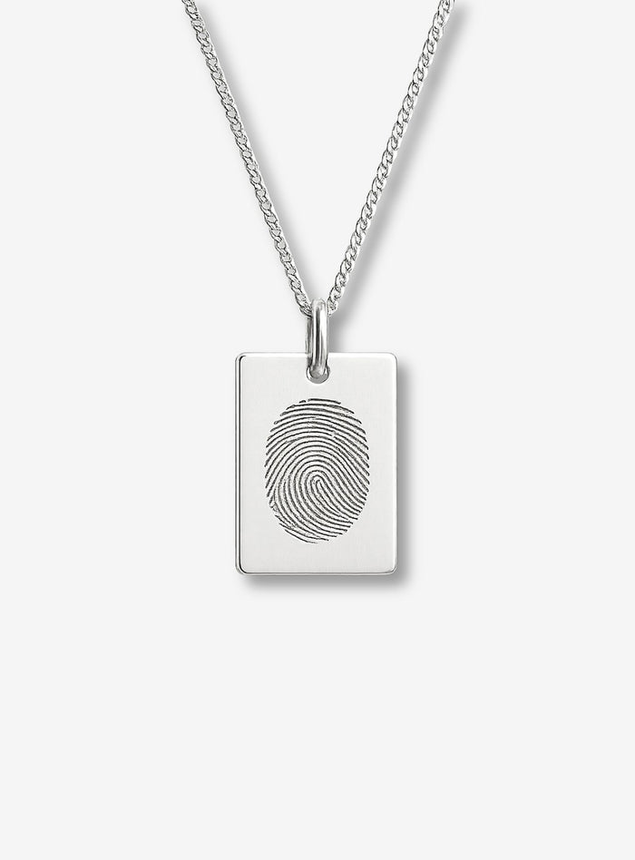 Halsband till herr i 925 silver med eget graverat fingeravtryck.