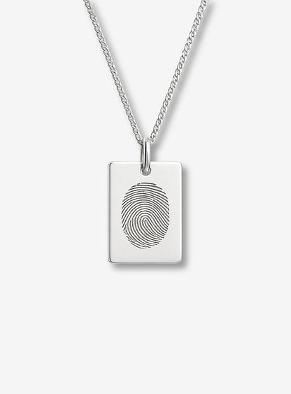 Halsband till herr i 925 silver med eget graverat fingeravtryck.
