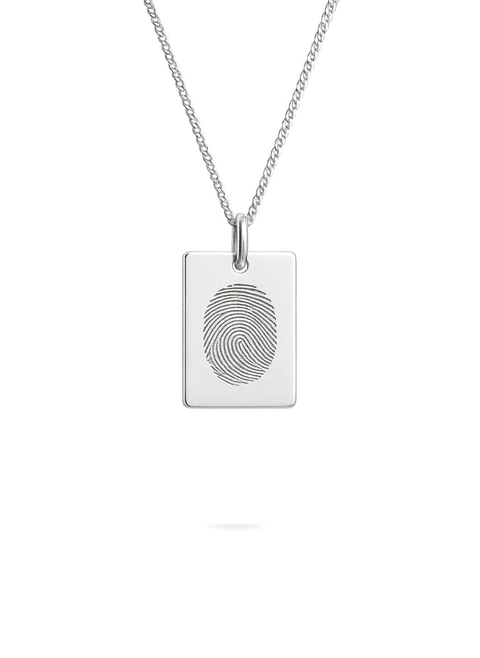 Berlock i 925 silver med eget graverat fingeravtryck.