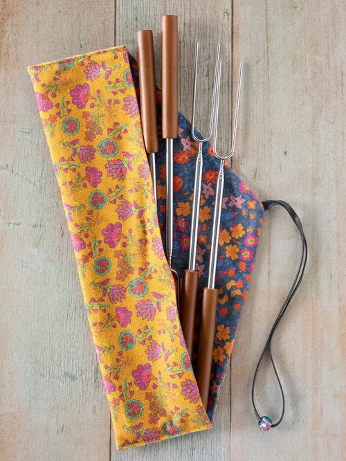 Campfire  Extendable Roasting Sticks-Set of 4- S'more - Pine & Moss