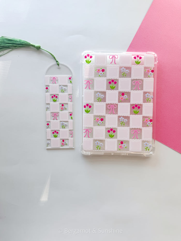 Checkered Spring Flowers E Reader Case