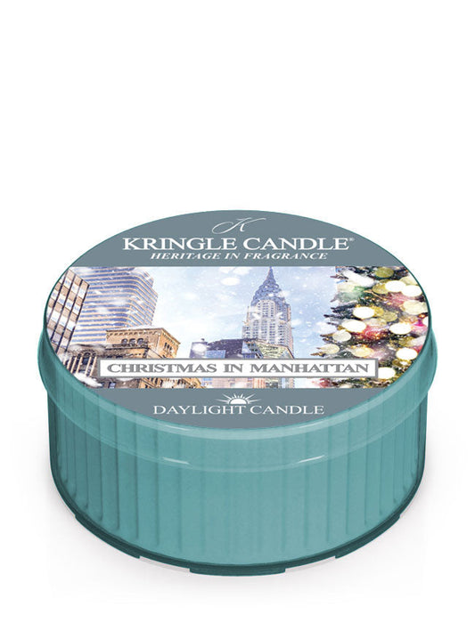 Kringle Candle Christmas in Manhattan daylight candle on a white background