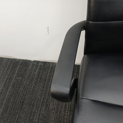 Executive Desk Chair