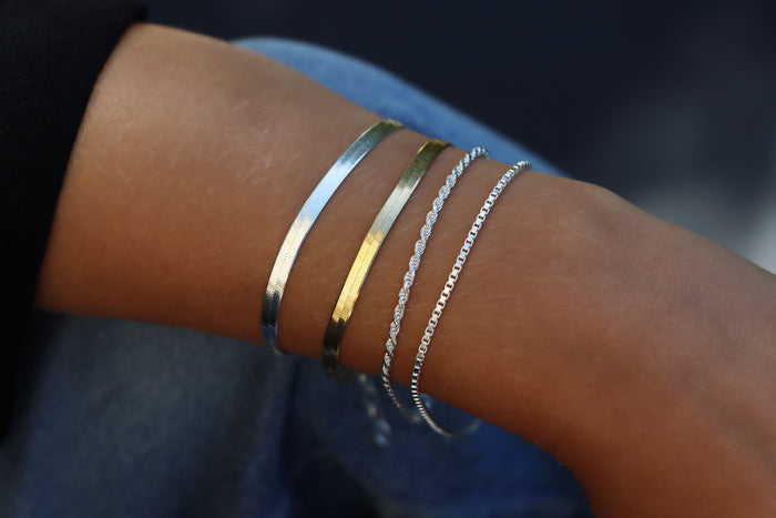 Flat Snake Chain Armband, guld