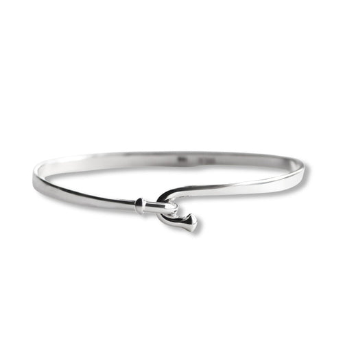 Stelt silverarmband till dam