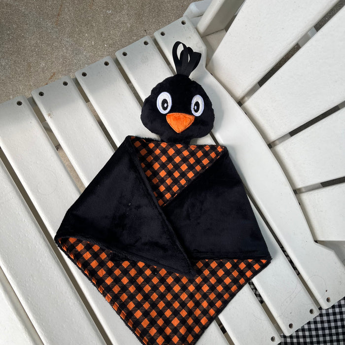 ITH Crow Lovey embroidery design by snugglepuppyapplique.com