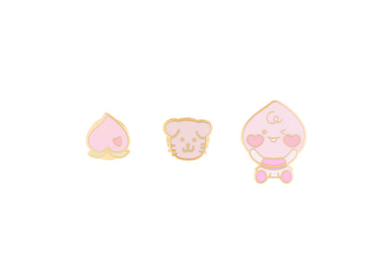 18-5. MOMO Pin Badge