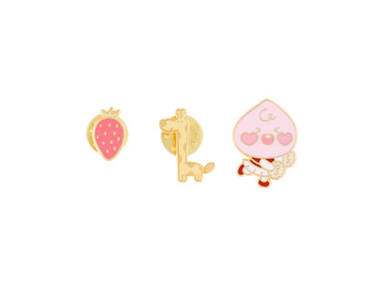 18-6. CHAEYOUNG Pin Badge