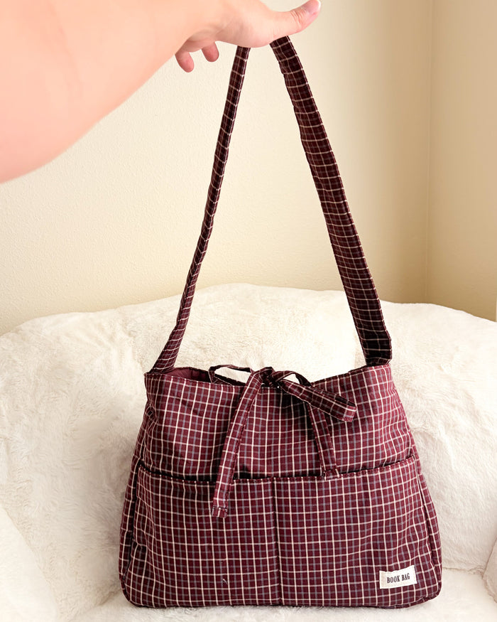 Large Gingham Book Bag with Multiple Pockets - The Bean Workshop - book bag, book lover tote, book tote bag, Bookish Tote, canvas tote, college student, gift for book lovers, gingham, plaid fabric, quilted tote bag, reading tote bag, tote, tote bag