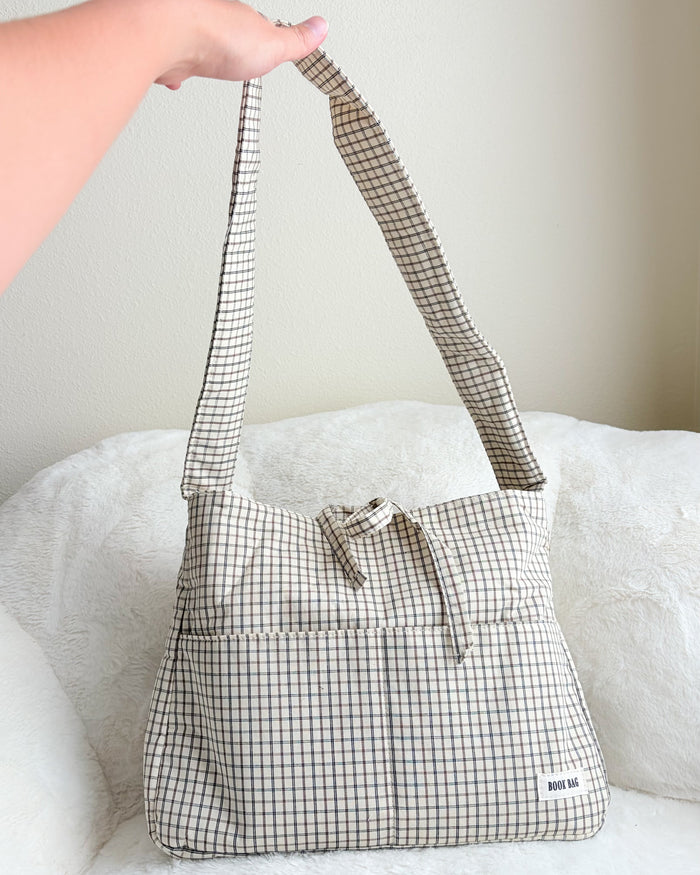 Large Gingham Book Bag with Multiple Pockets - The Bean Workshop - book bag, book lover tote, book tote bag, Bookish Tote, canvas tote, college student, gift for book lovers, gingham, plaid fabric, quilted tote bag, reading tote bag, tote, tote bag
