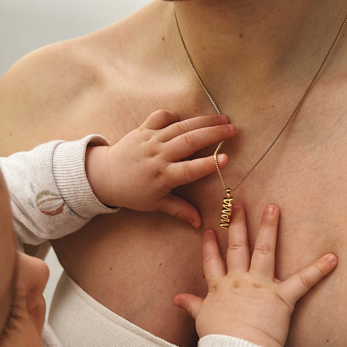 Mama Pendant Gold