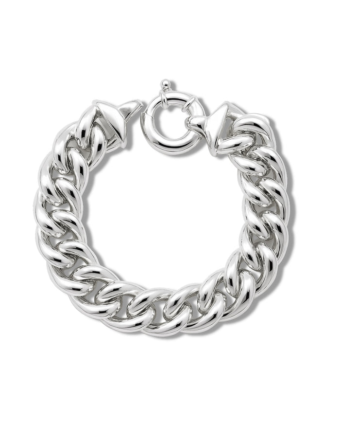Armband med tjock silverkedja.
