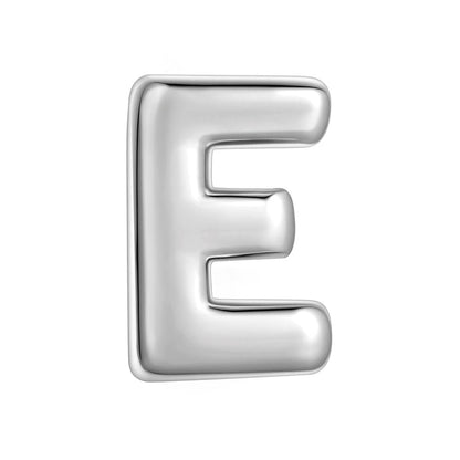 Piercing Buchstabe E