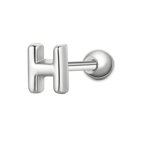 Piercing Buchstabe H