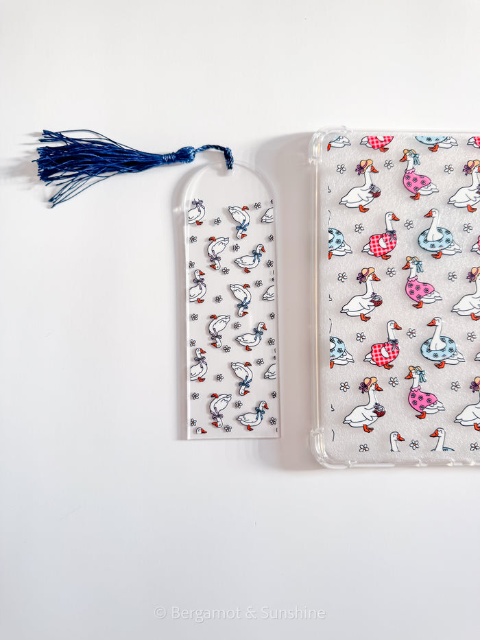 Poolside Geese E Reader Case