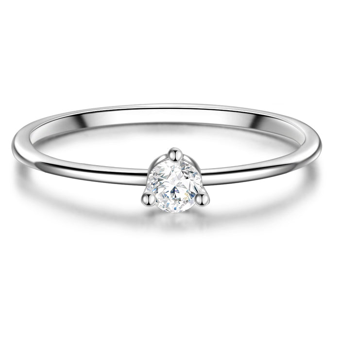 Solitärring mit weißem Zirkonia