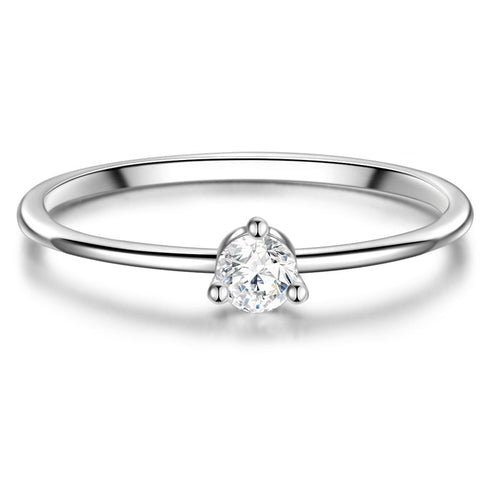 Solitärring mit weißem Zirkonia