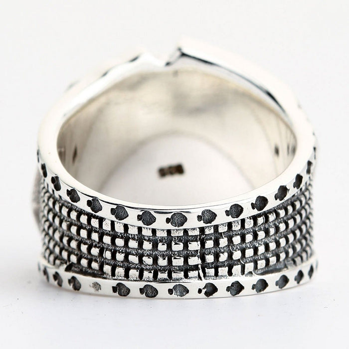 The inside of the solid silver Royal Flush ring, showing the 925 hallmark stamp.